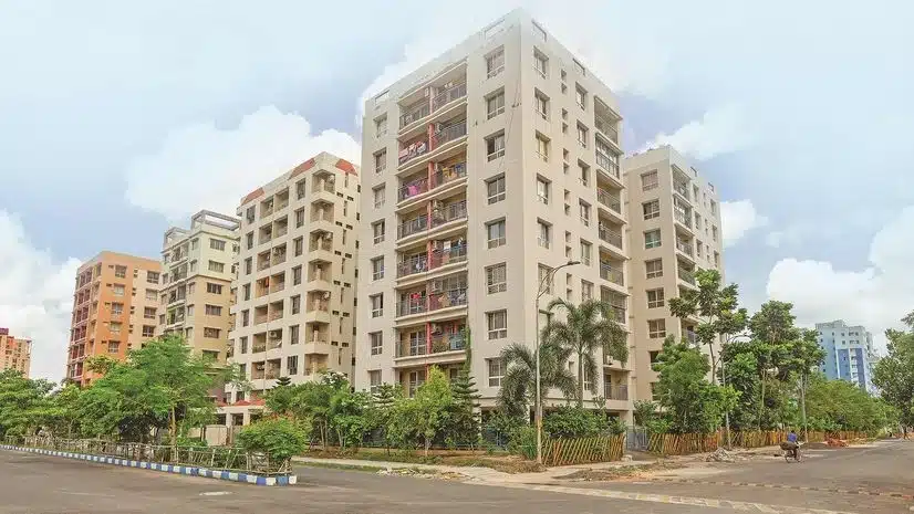 Top 28 listed realty firms sell Rs. 92,500 Cr worth properties in Apr-Sep, Prestige Group leads