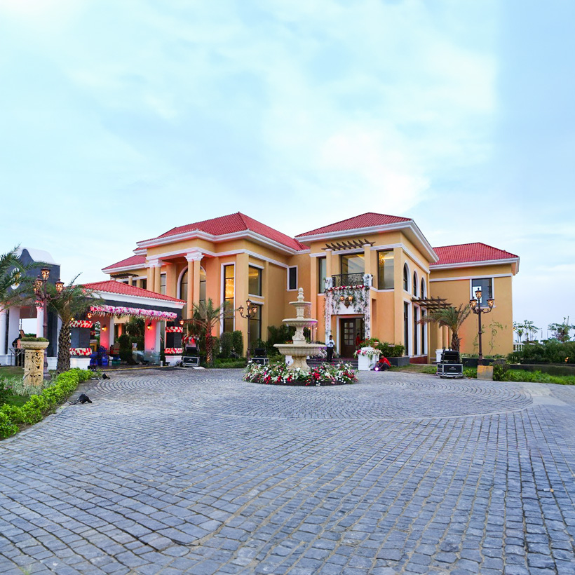 Gaurs Mulberry Mansions