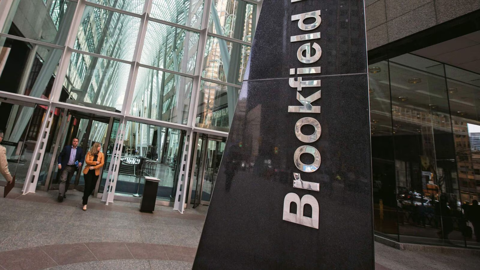 Brookfield India REIT to acquire Bharti Enterprises' stakes in Realty Assets